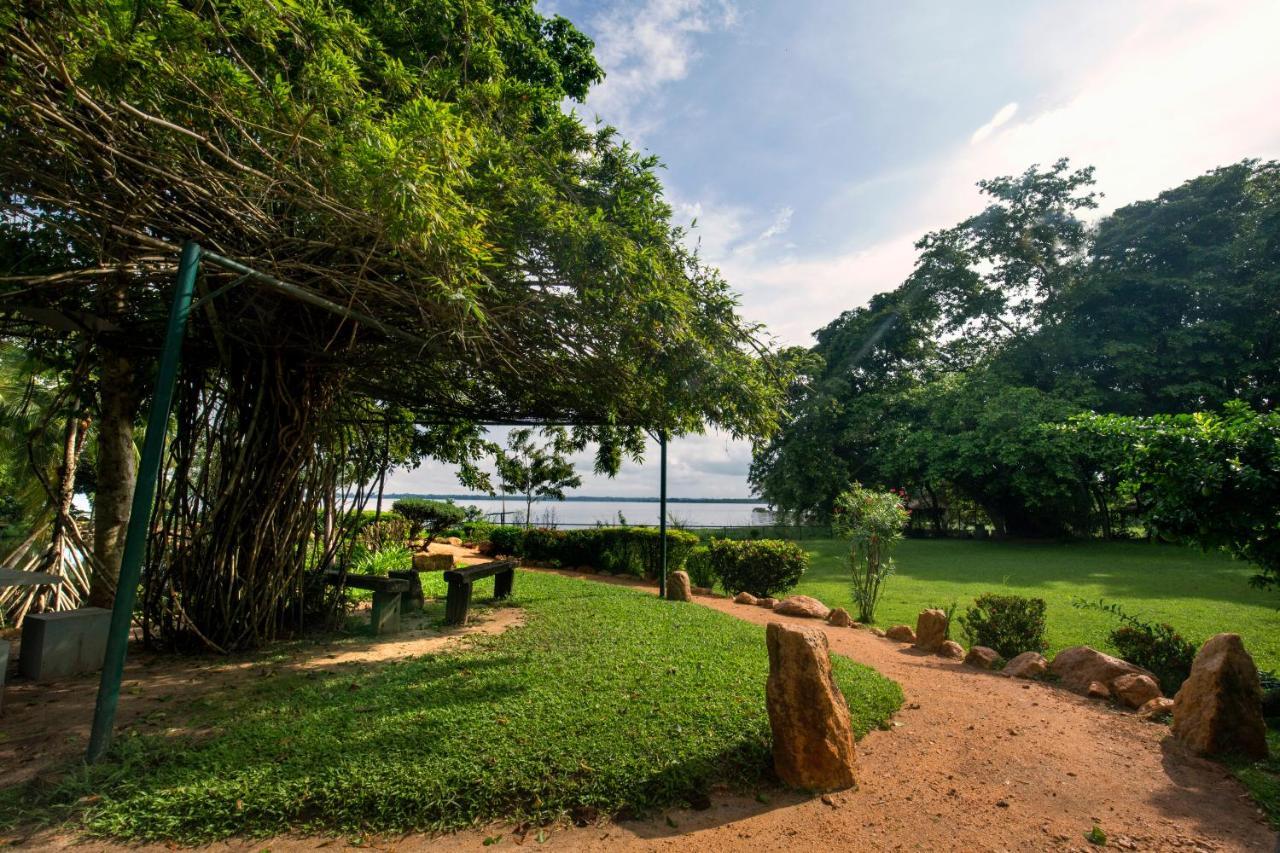 Miridiya Lake Resort Anuradhapura Eksteriør bilde