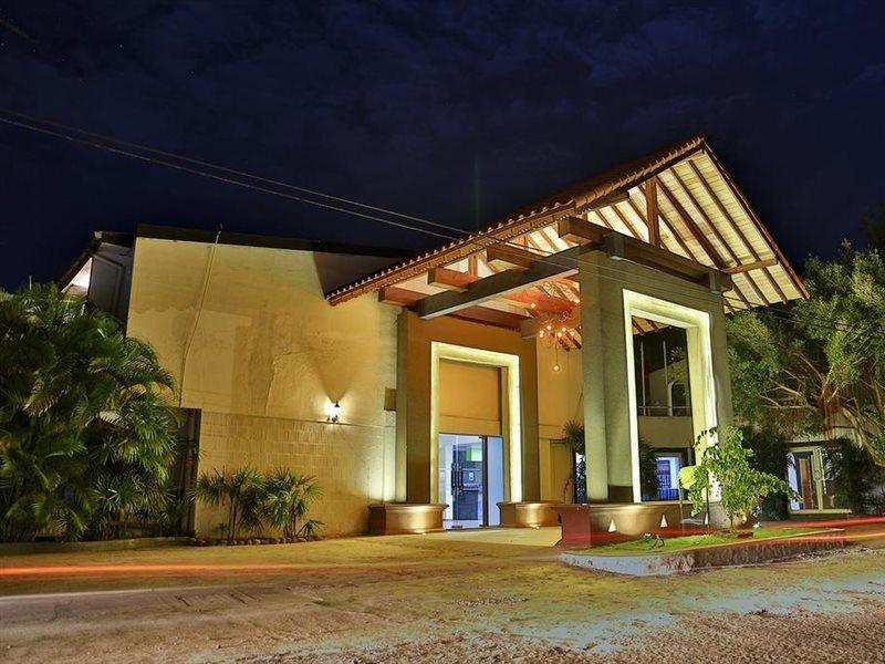 Miridiya Lake Resort Anuradhapura Eksteriør bilde