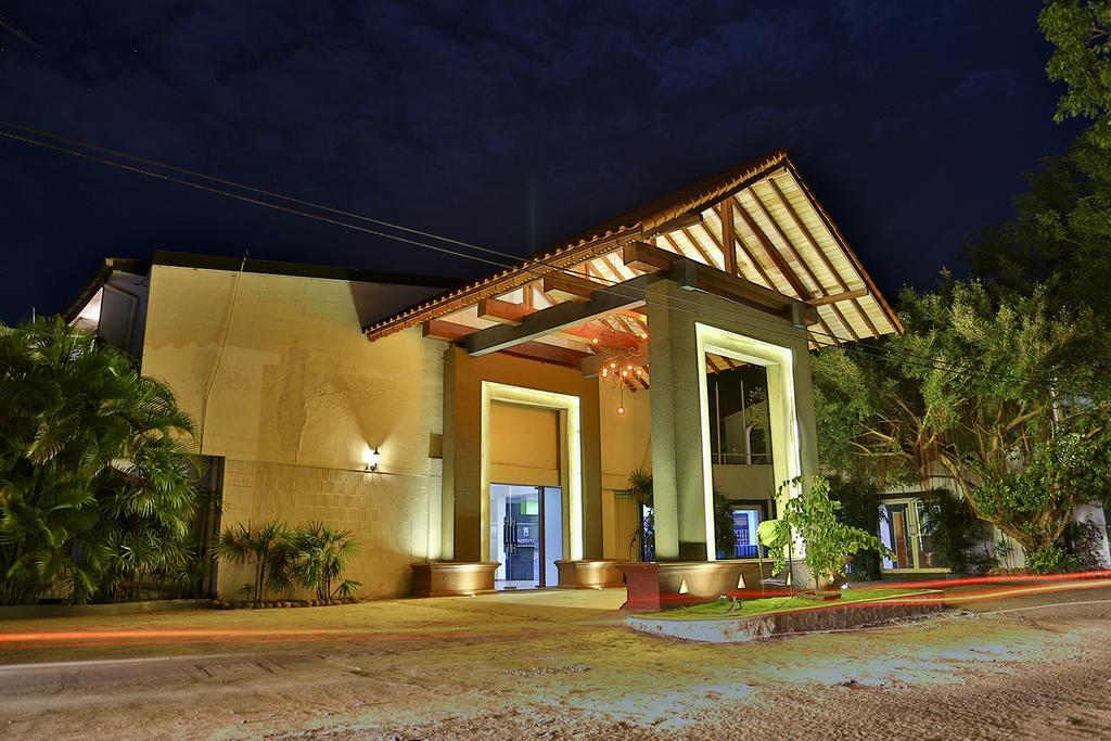 Miridiya Lake Resort Anuradhapura Eksteriør bilde